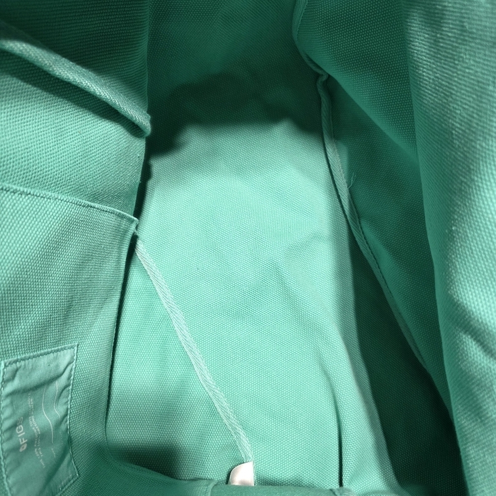 FIGS SURGICAL GREEN TOTE BAG - Picture 7 of 8